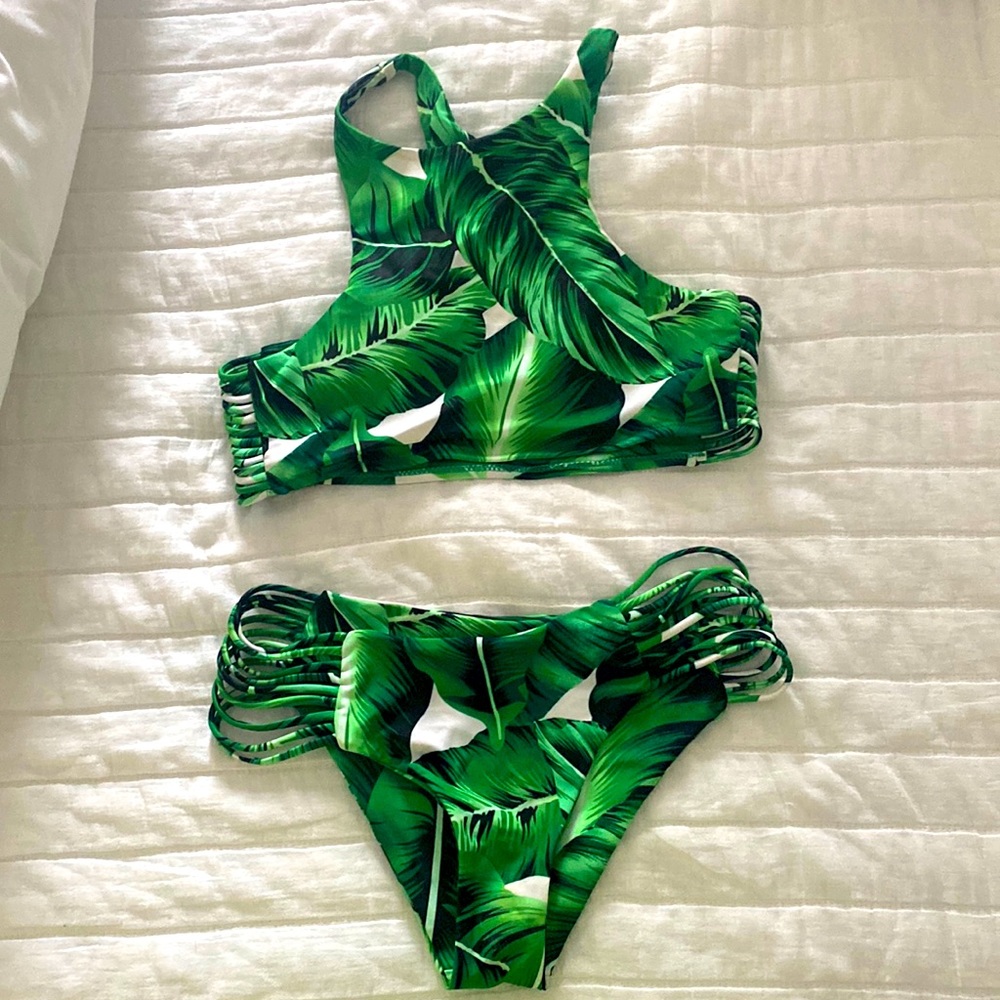 Tropical bikini